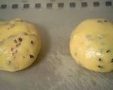 A picture of step 6 of Strawberry and Blueberry Cookies.