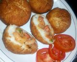 A picture of step 8 of Pizza fry ball.