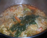 A picture of step 11 of Cabbage and carrot Soup.