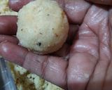 A picture of step 9 of Suji Laddoo.