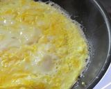 A picture of step 8 of Crispy Light Bean Sprouts and Crispy Browned Egg with Sweet Vinegar Sauce.