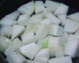 A picture of step 1 of Winter Melon & Chicken Simmer, to Enjoy the Taste of Chicken.