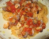 A picture of step 5 of Seafood! Spaghetti alle Vongole Rosso.
