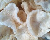 Foto langkah ke 5 dari resep Kerupuk nasi pedas gurih renyah.