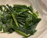 A picture of step 1 of Chinese chives side dish - 5 mins cooking.