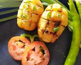 चीज गार्लिक पोटैटोज (Cheese garlic potatoes recipe in hindi) रेसिपी चरण 7 फोटो