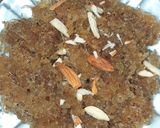 A picture of step 4 of Lauki halwa.