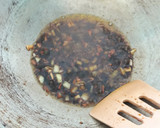 Foto langkah ke 4 dari resep Sayap ayam goreng kecap mentega.