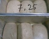 Foto langkah ke 4 dari resep Roti tawar gandum sourdough empuk.