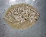 Foto langkah ke 1 dari resep Oseng Kulit Melinjo Gembus Teri.