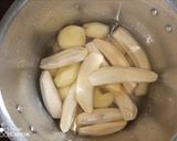 A picture of step 1 of Mashed Green banana.