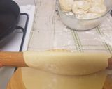A picture of step 13 of Chapati type 2.