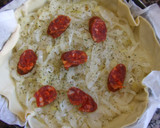 Foto del paso 3 de la receta: Tarta hojaldrada de cebolla y chorizo gallego