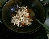 Foto langkah ke 3 dari resep Ayam Suwir Bumbu Merah.
