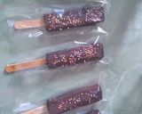 Foto langkah ke 5 dari resep Stik wafer es cream.