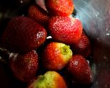 ஸ்ட்ராபெர்ரி மில்க் ஷேக் (Strawberry milkshake recipe in tamil) ரெசிபி ஸ்டேப் 1 புகைப்படம்
