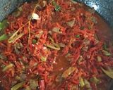 Foto langkah ke 4 dari resep Sambal goreng daging sapi.