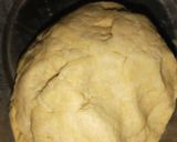 A picture of step 2 of Triangle cabbage pie.