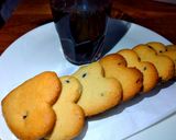 A picture of step 3 of Coconut choc chip cookies.