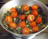 Foto del paso 3 de la receta Fritatta de grelos y tomatitos