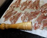 Foto del paso 5 de la receta Saltimboca rellenos con jamón crudo y hojas de salvia en reducción de vino tinto