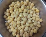 છોલે ટિક્કી ચાટ(Chole tikki Chaat Recipe in Gujarati) રેસીપી સ્ટેપ1ફોટો