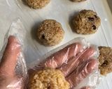 A picture of step 2 of ★Camellia  Rice ball Sushi★.
