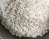 A picture of step 1 of Parmal chikki (Murmura chikki).