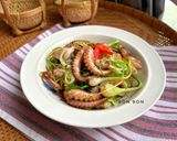 Hình bước làm 4 của món Bạch Tuộc Xào Củ Kiệu Tươi