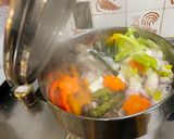 A picture of step 4 of Steaming your favorite  (Seiro Mushi).
