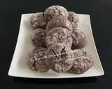 A picture of step 4 of Crinkle Chocolate Cookies.