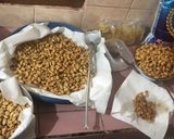Foto langkah ke 5 dari resep Kacang Bawang Gurih dan Renyah.
