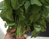 Foto langkah ke 1 dari resep Sayur Bening Bayam Rumahan.