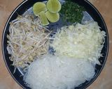 Foto langkah ke 4 dari resep Soto Ayam Bening Praktis.