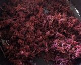 A picture of step 1 of Beetroot halva.