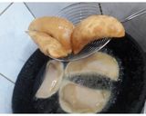 A picture of step 8 of Coconut Karanji (Purnyaa).