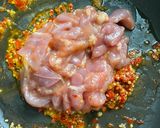 A picture of step 1 of Drunken-Style Stir-Fried Instant Noodles (Pad Kee Mao Mama).