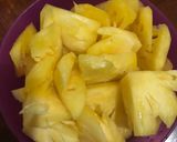 Foto langkah ke 1 dari resep Jus Nanas Naga.