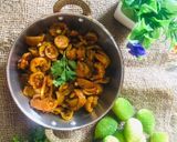 A picture of step 4 of Kantola masala subji.