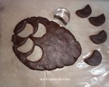 Foto langkah ke 3 dari resep Choco Mede / Coklat Mete cookies.