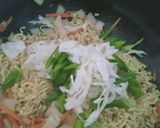 Foto langkah ke 2 dari resep Pancit Canton / Mie Goreng Philippines.