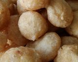 A picture of step 1 of Chana chaat dahi ballay.