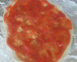 Foto del paso 2 de la receta: Pizza margarita con salsa verde