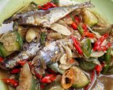 Foto langkah ke 2 dari resep Oseng ikan asin pedaaaas.