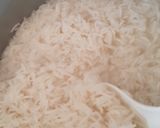 A picture of step 2 of Veggie,tuna and rice pillaw.