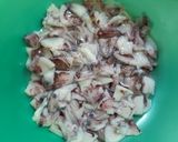 Foto langkah ke 1 dari resep Cumi tepung saos tomat.