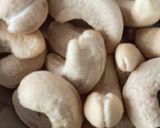રોસ્ટેડ કાજુ (roasted cashew nut recipe in Gujarati) રેસીપી સ્ટેપ1ફોટો