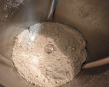 Foto del paso 2 de la receta: Bizcocho especiado de ciruelas pasas
