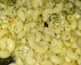 Foto langkah ke 3 dari resep Chicken macaroni schotel extra cheese toping.