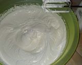 Foto langkah ke 2 dari resep Bolu kukus santan.